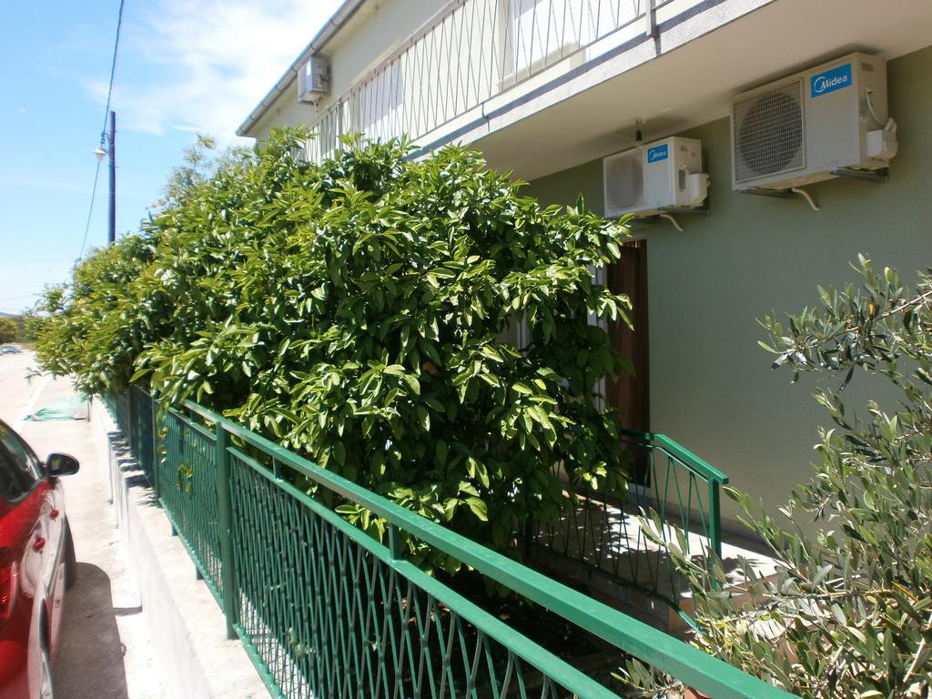 Spacious Apartment Borik & Parking Zadar Exterior foto